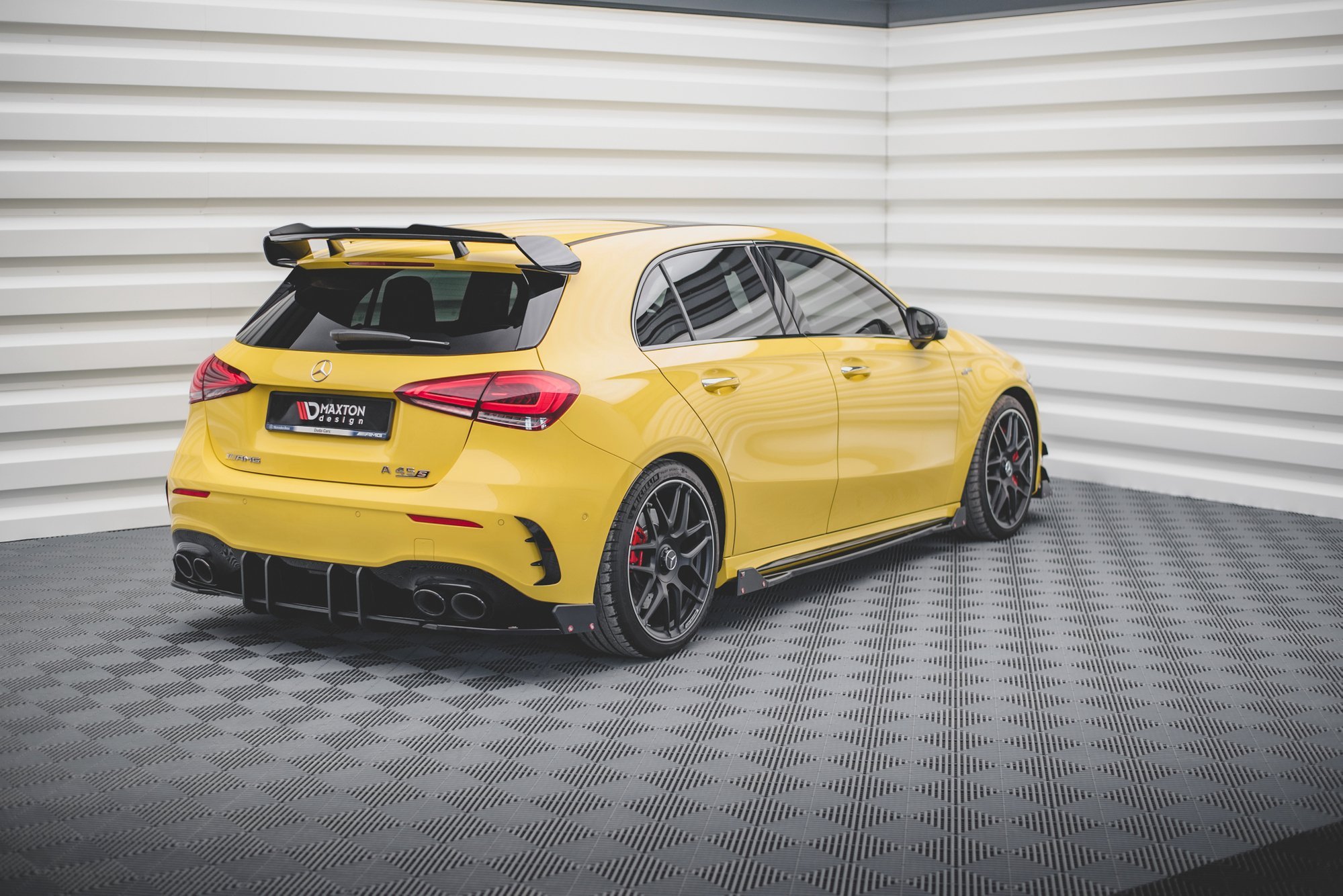 Maxton Heck Ansatz Flaps Diffusor V.2 + Flaps für Mercedes-AMG A 45 S Aero Pack W177