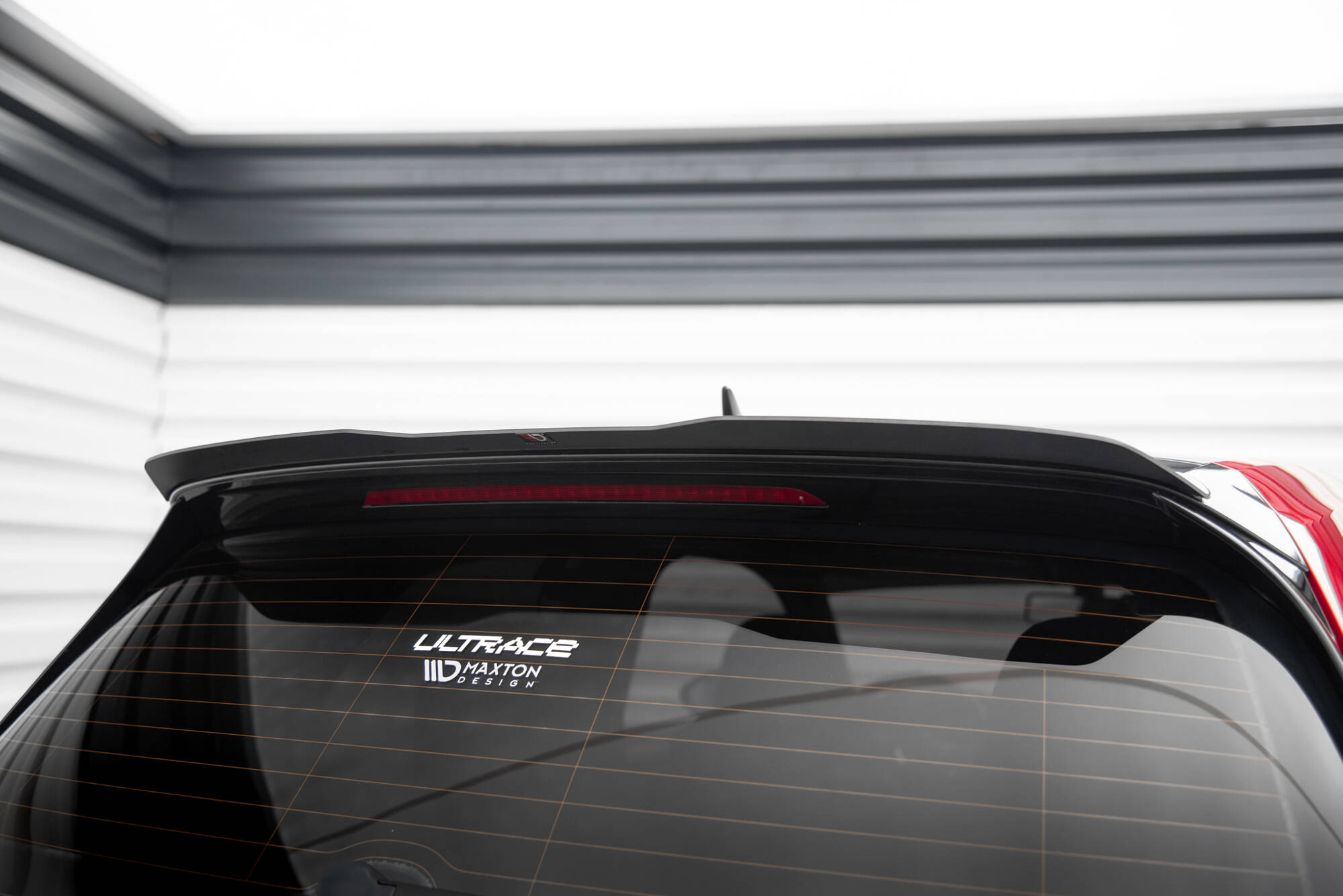 Maxton Spoiler CAP V.3 für VW Golf 7 / 7 Facelift R / R-Line / GTI  schwarz Hochglanz
