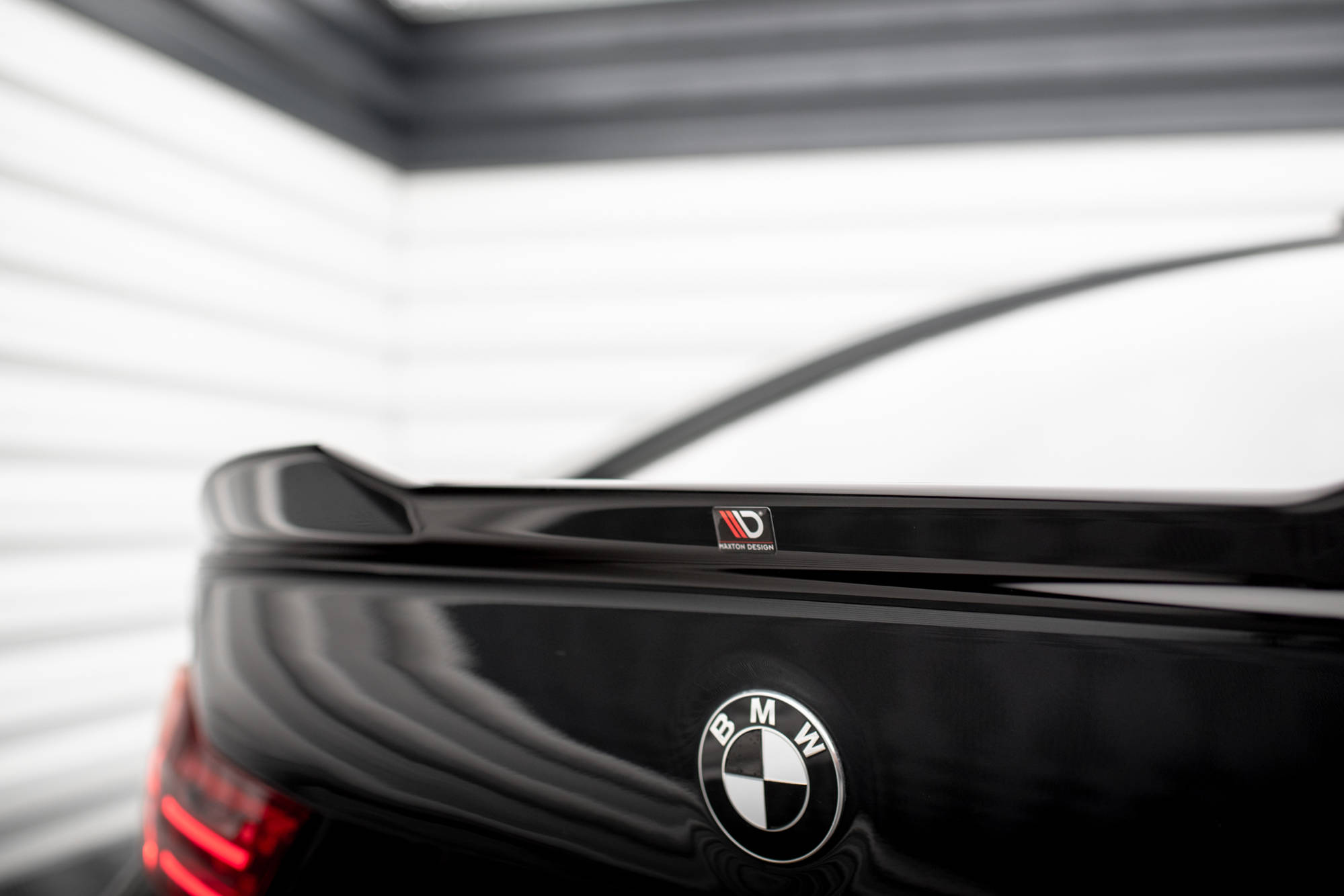 Maxton Spoiler CAP 3D für BMW 4er Gran Coupe Standard / M-Paket F36 / F36 Facelift schwarz Hochglanz