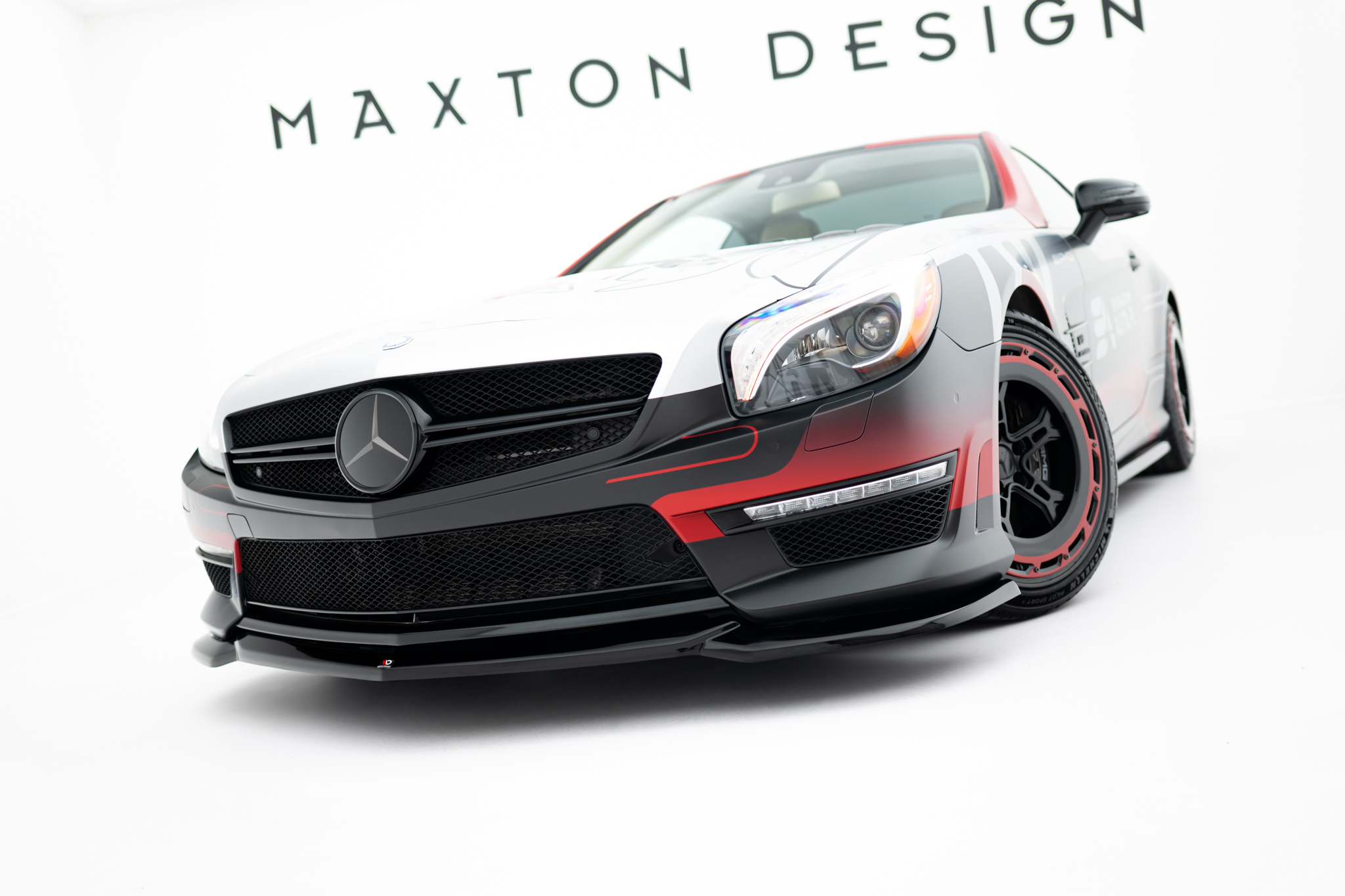 Maxton Front Ansatz V.2 für Mercedes-Benz SL 63 AMG R231 schwarz Hochglanz