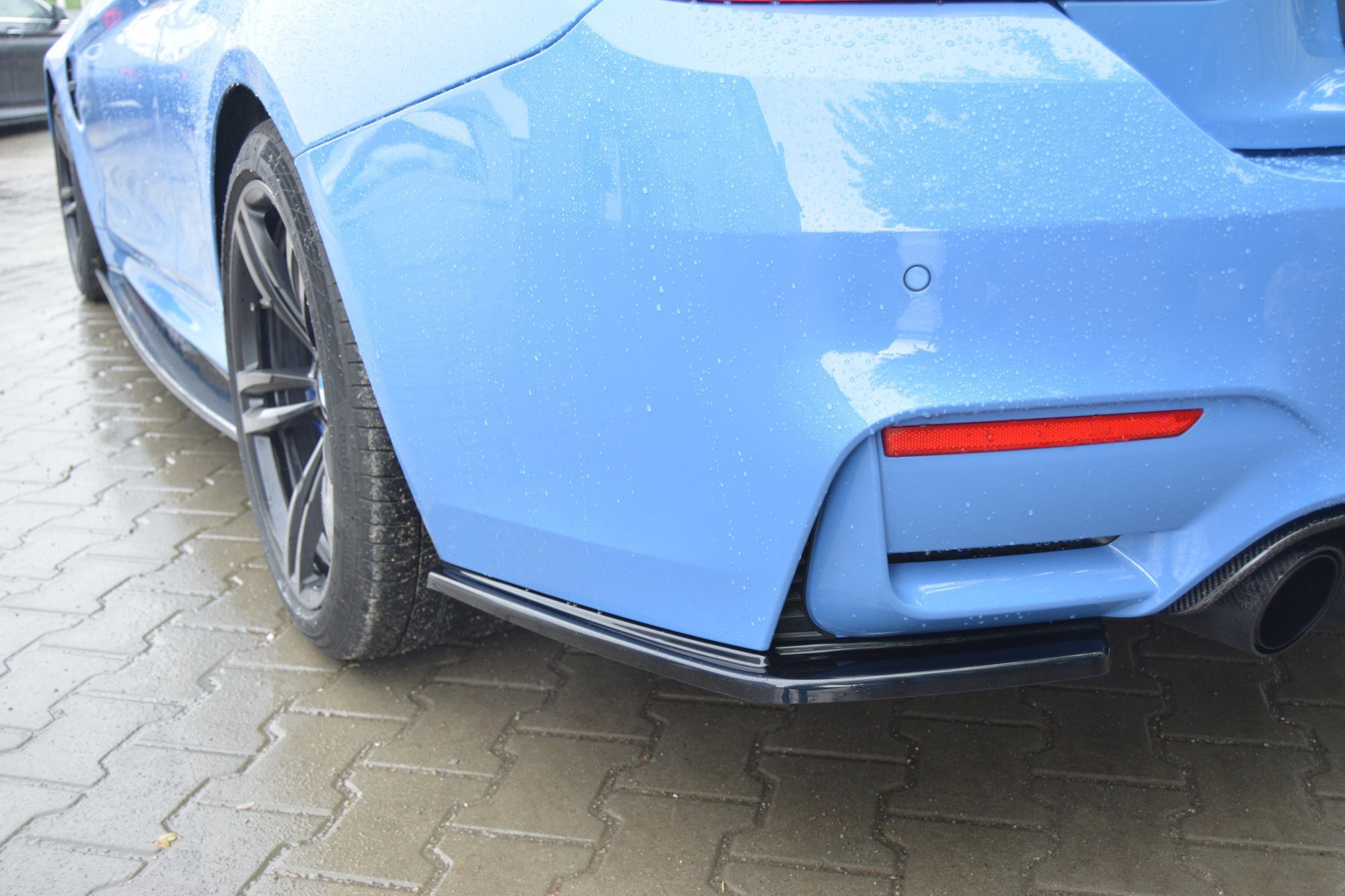 Maxton Heck Ansatz Flaps Diffusor V.1 für BMW M4 F82 schwarz Hochglanz
