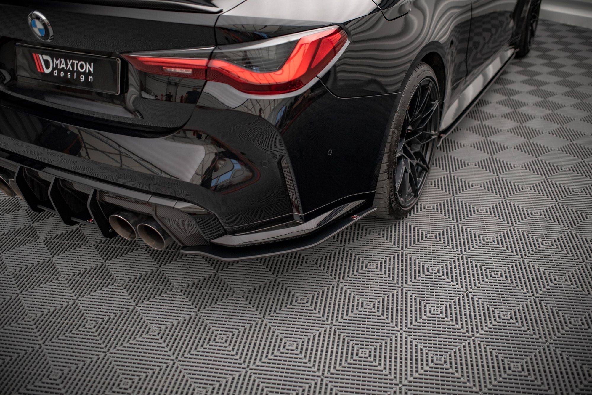 Maxton Street Pro Heck Ansatz Flaps Diffusor für BMW M4 G82