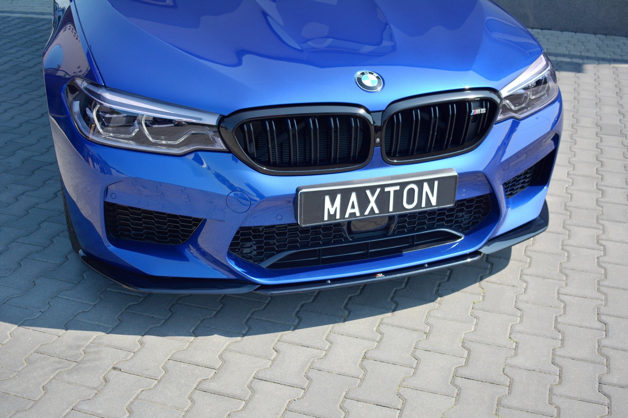 Maxton Front Ansatz V.2 für BMW M5 F90 schwarz Hochglanz