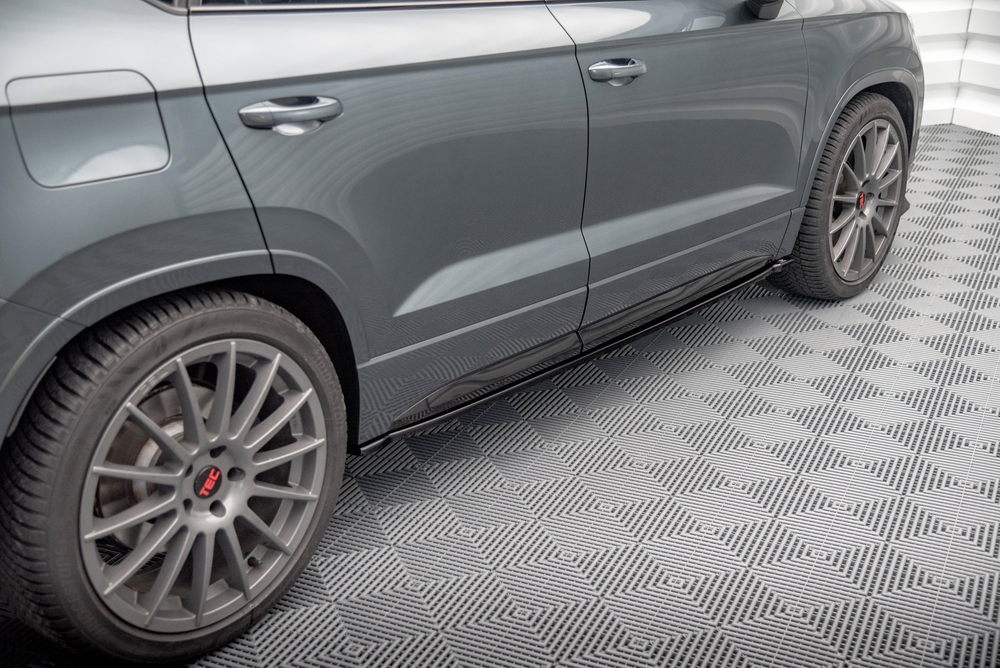 Maxton Seitenschweller Ansatz für Cupra Ateca Mk1 / Mk1 Facelift schwarz Hochglanz