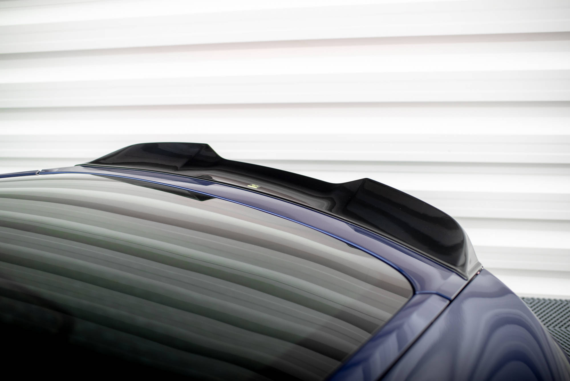 Maxton Spoiler CAP 3D für Porsche Panamera E-Hybrid 971 Facelift schwarz Hochglanz
