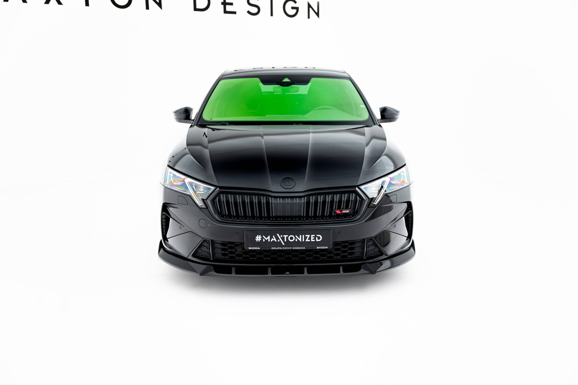 Maxton Front Ansatz V.2 passend für Octavia RS Liftback / Combi Mk4 Facelift schwarz Hochglanz