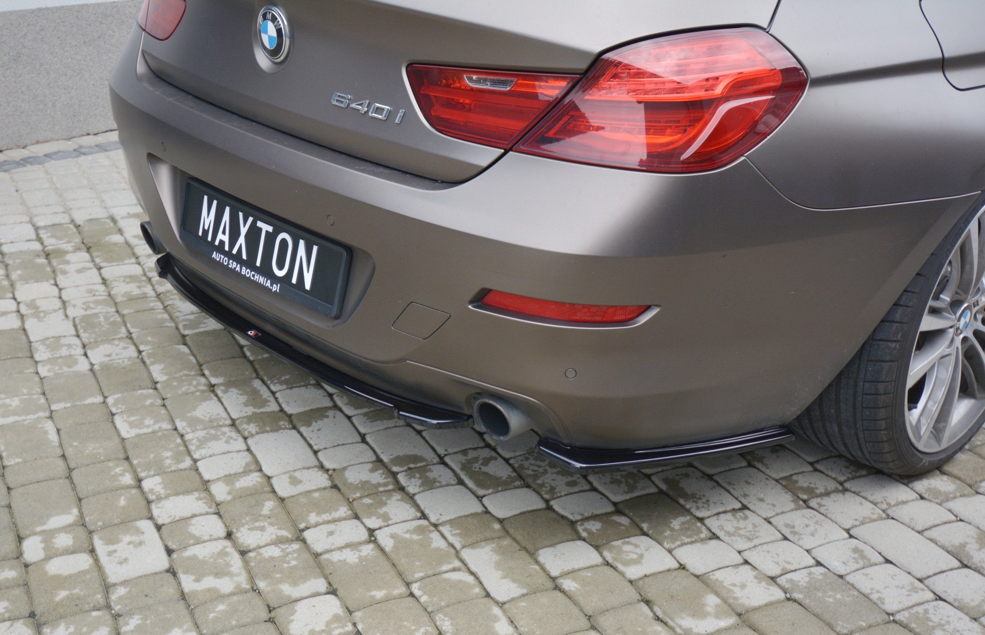 Maxton Mittlerer Diffusor Heck Ansatz für BMW 6er GRAN COUPÉ schwarz matt