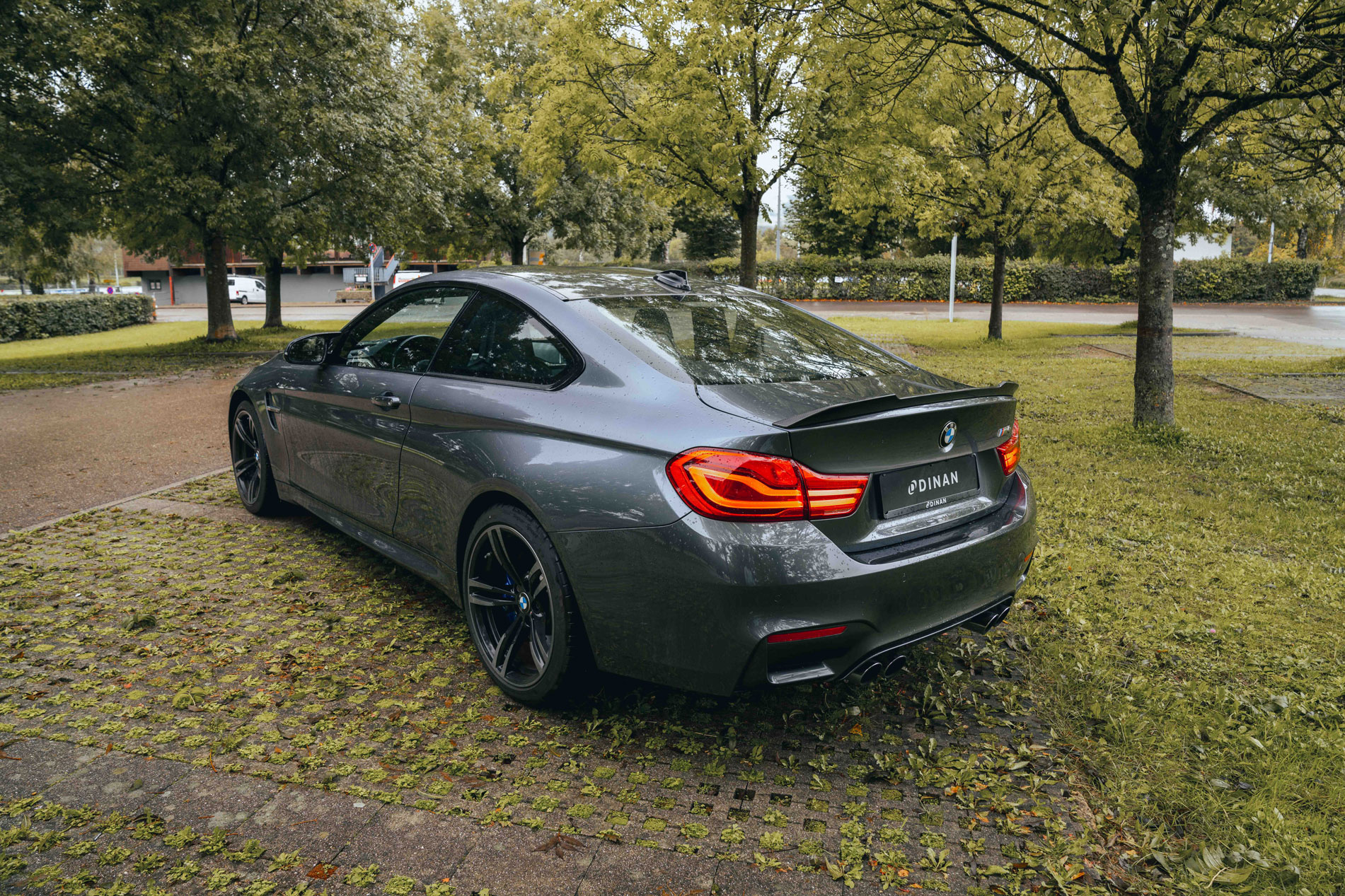 Original BMW M4 F8X Performance Heckspoilerlippe 