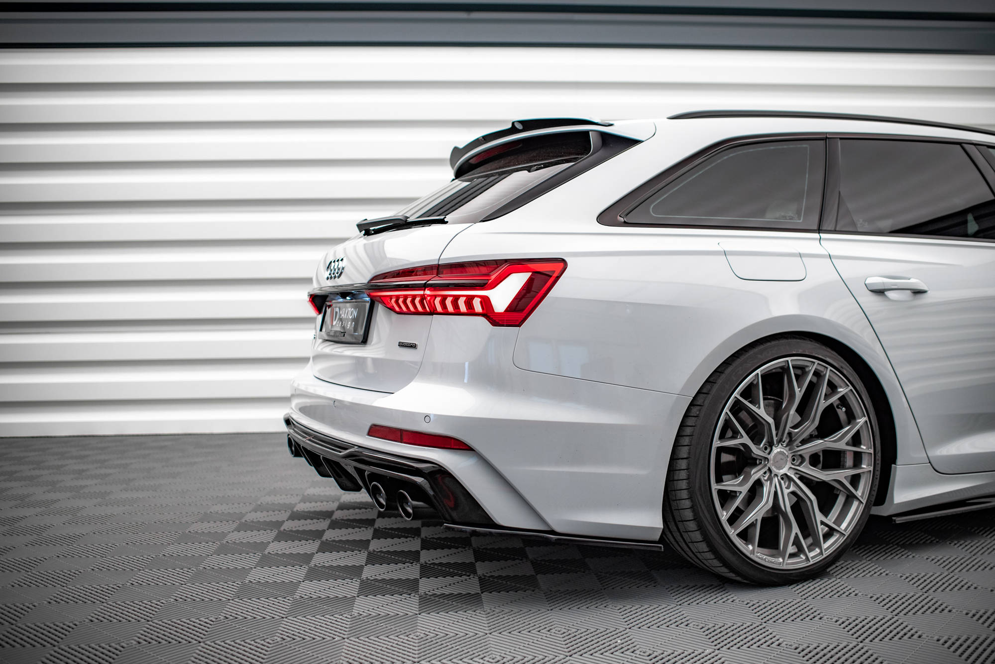 Maxton Heck Ansatz Flaps Diffusor für Audi A6 S-Line / S6 C8 / C8 Facelift schwarz Hochglanz