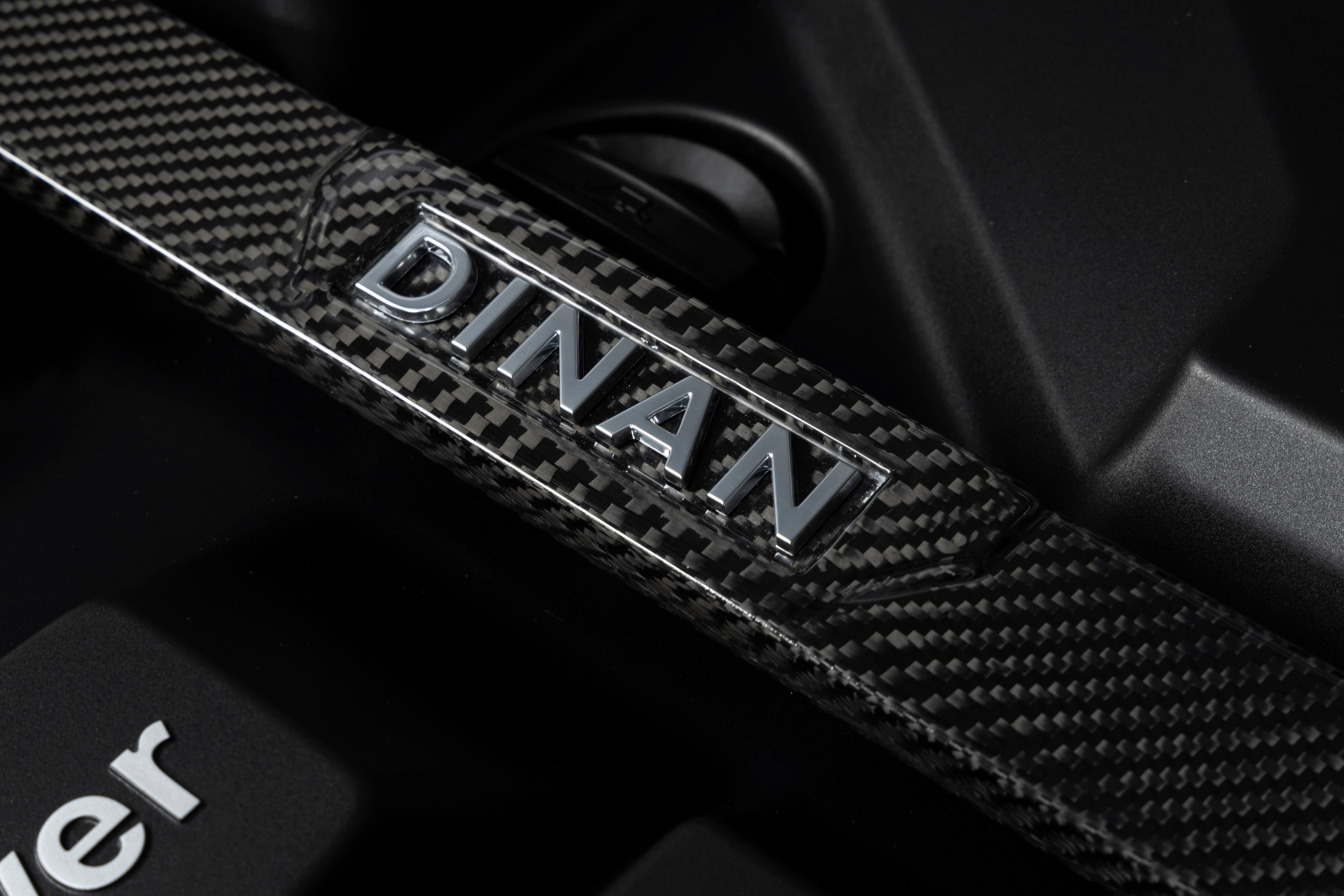Dinan Carbon Strebenkreuz BMW M2/M3/M4 G8X