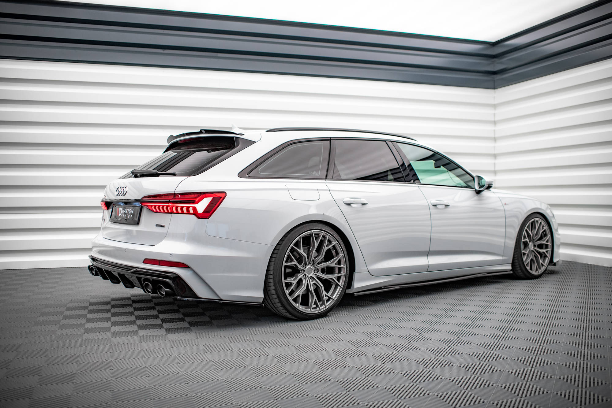 Maxton Heck Ansatz Flaps Diffusor für Audi A6 S-Line / S6 C8 / C8 Facelift schwarz Hochglanz