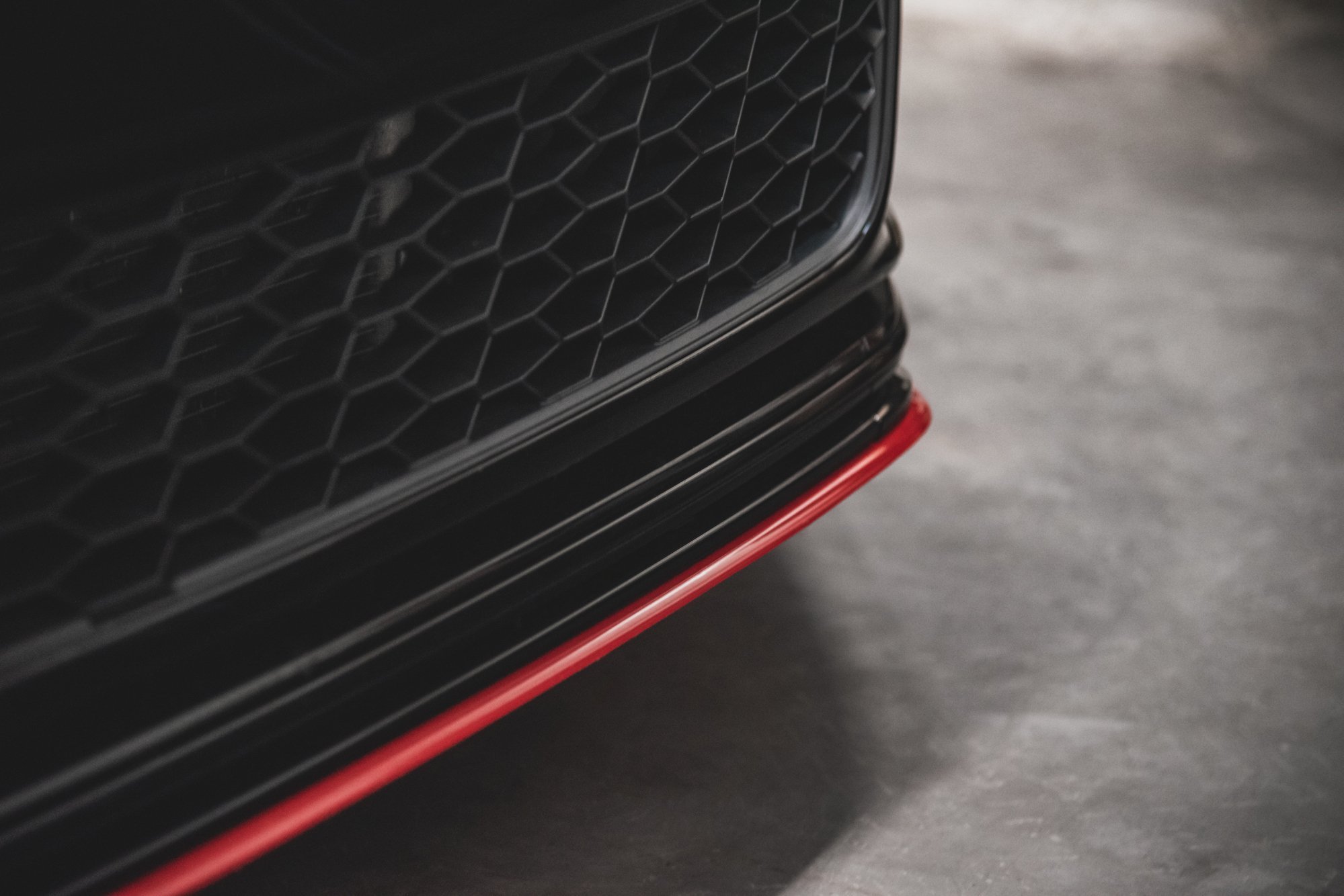 Maxton Front Ansatz passend für Golf 7 GTI TCR rot Hochglanz