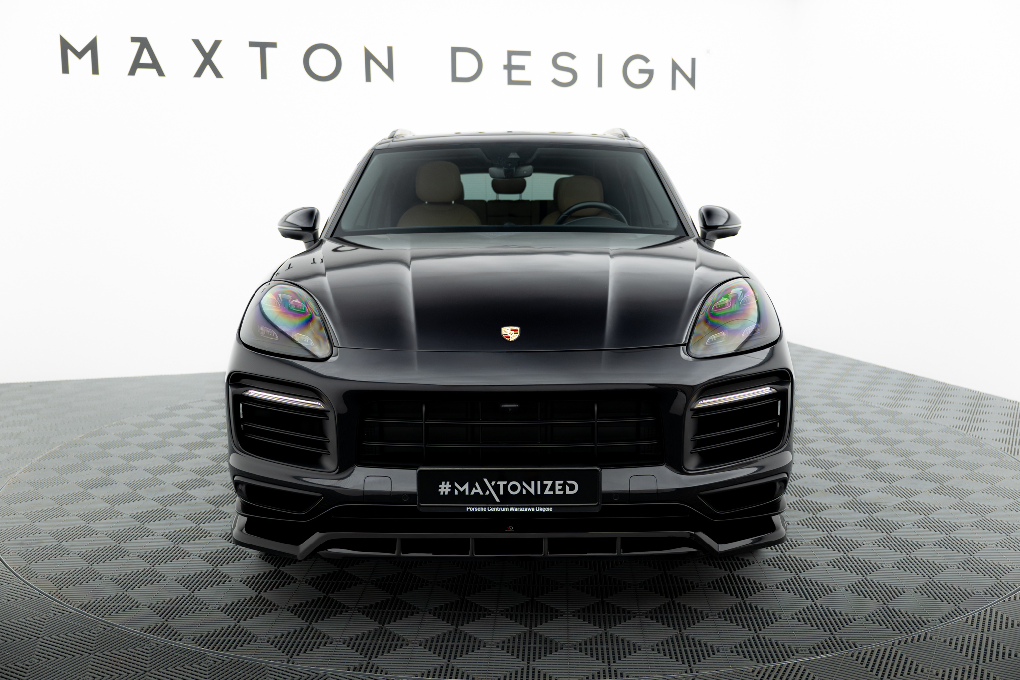 Maxton Front Ansatz für Porsche Cayenne Sport Design Mk3 schwarz Hochglanz