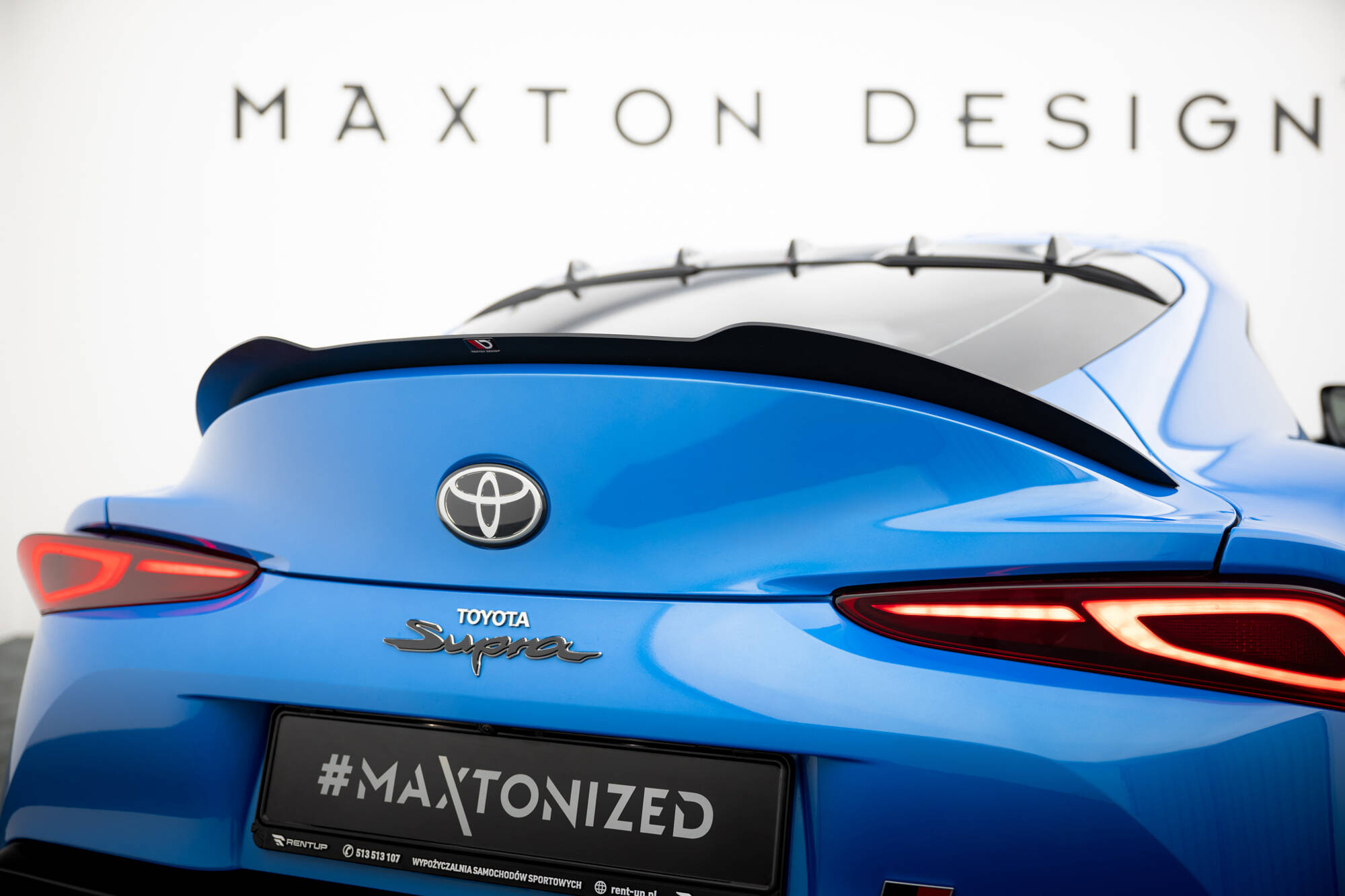 Maxton Spoiler CAP für Toyota Supra Mk5 schwarz Hochglanz