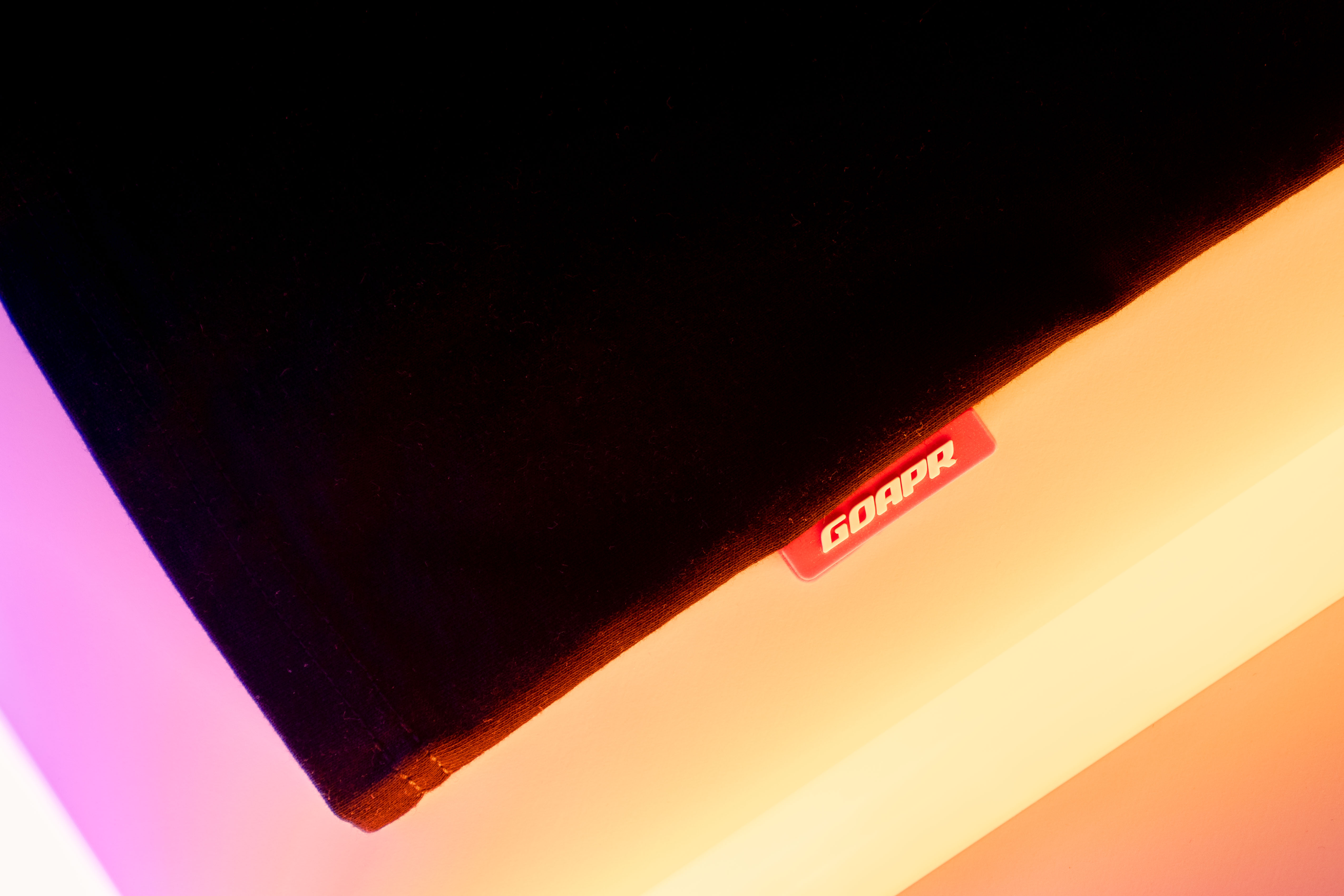 Premium APR Essentials T-Shirt Rubber schwarz