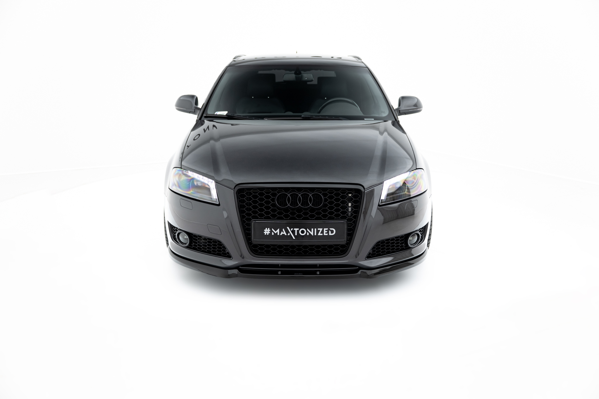 Maxton Front Ansatz für AUDI A3 8P Facelift schwarz Hochglanz