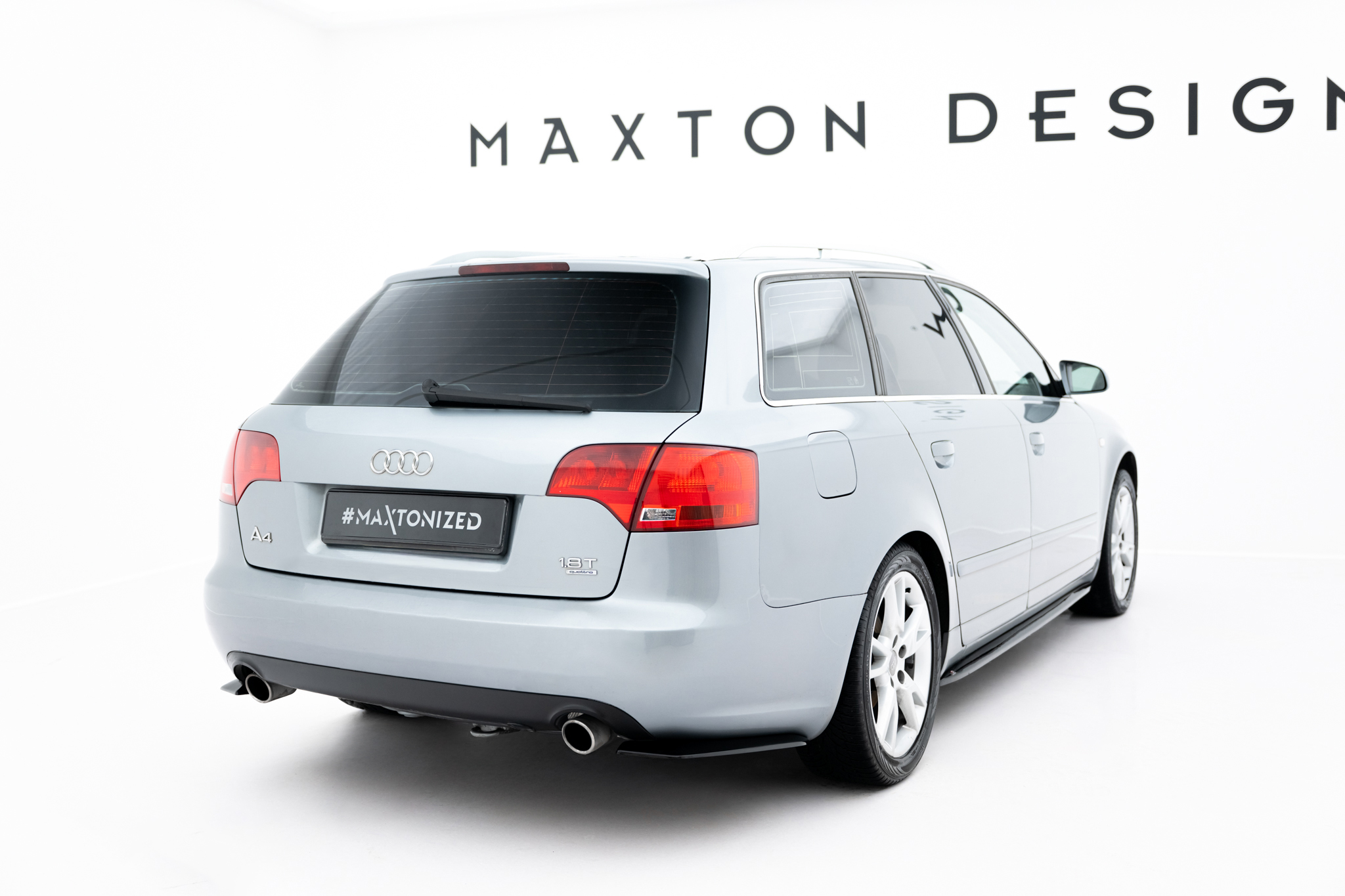 Maxton Heck Ansatz Flaps Diffusor für AUDI A4 B7 schwarz Hochglanz