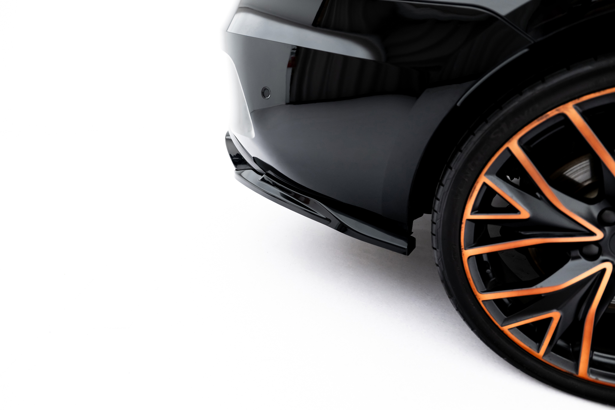 Maxton Heck Ansatz Flaps Diffusor V.5 für Cupra Leon ST Mk1 Facelift schwarz Hochglanz