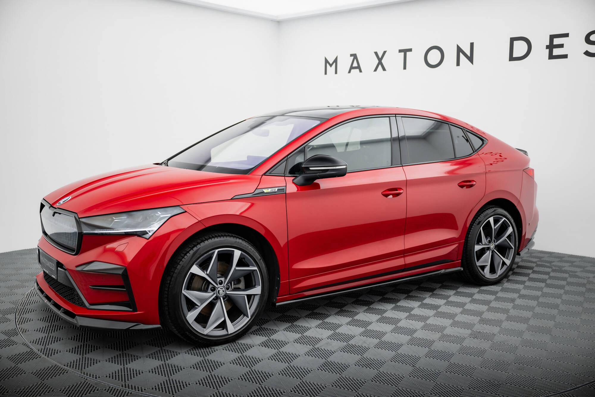 Maxton Seitenschweller Ansatz für Skoda Enyaq Coupe iV RS  schwarz Hochglanz